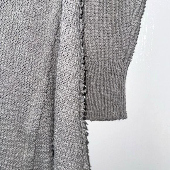 Kaisely Gray Cold-Shoulder Knit Sweater Tunic XS With Frayed Hem - Picture 9 of 11